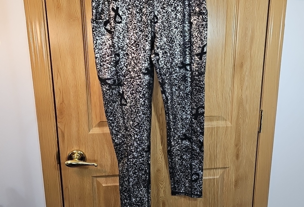 Stylish Black and White Women's Leggings